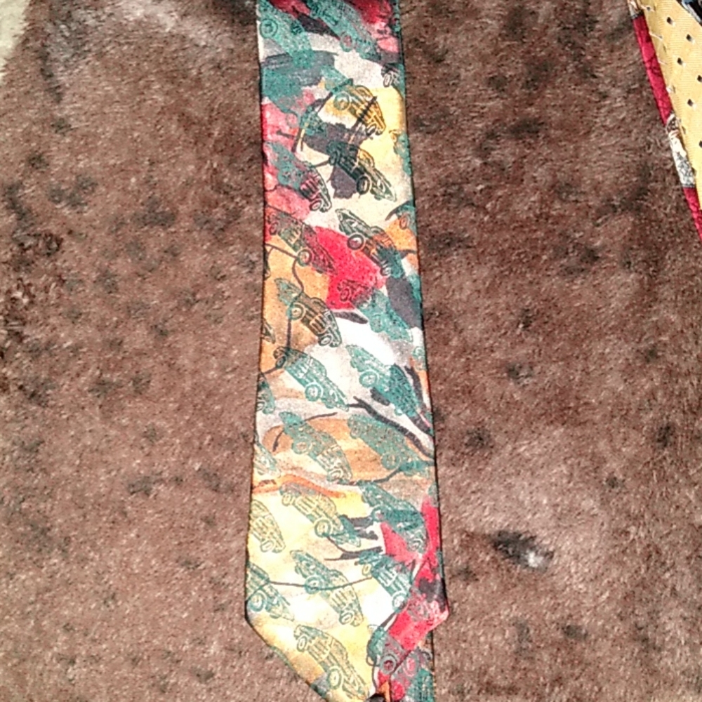 Neck tie